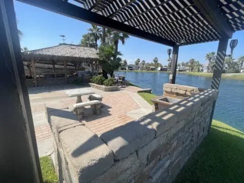 748_5028_1200px-480x360